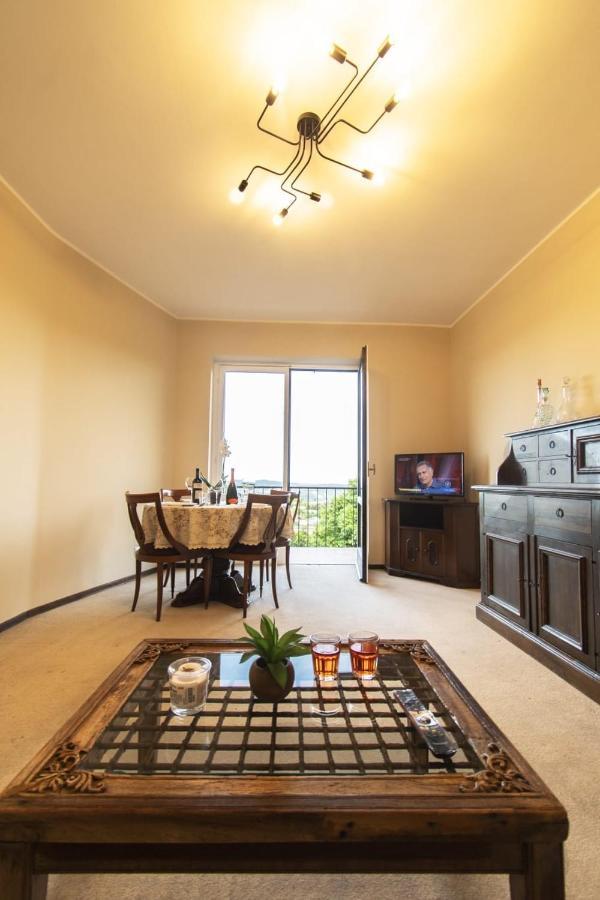 Bellavista Lake Apartment Pisano Eksteriør billede